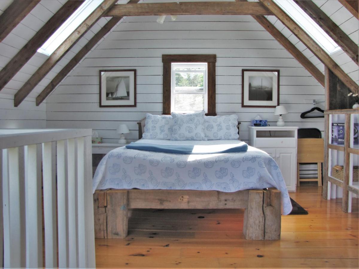 Larinda'S Landing Oceanfront Cottages Halifax Exterior foto
